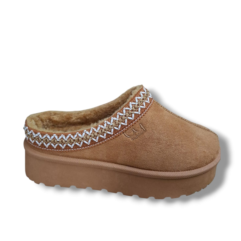 Pantofola donna Byblos Sophie in cuoio beige con profilo a maglia